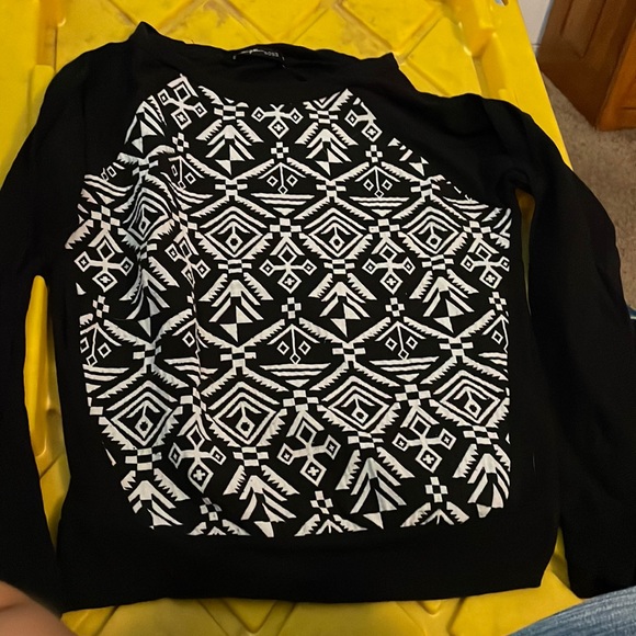 Tops - #Gal boss women medium black long sleeve.